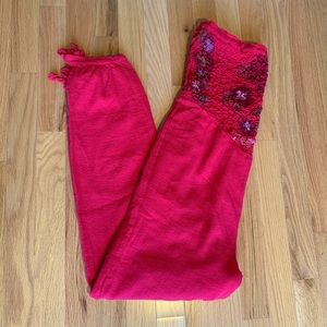 Kissing Light One Piece